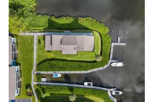 4901 SE Capstan Avenue A-3, Stuart, FL 34997 Sold 12/29/23