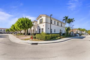 4614 Tara Cove Way, West Palm Beach, FL 33417 Sold 03/27/24