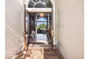 MLS# R10935375, Palm Beach Gardens, Florida 33410