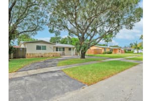 4973 SW 91 Terrace, Cooper City, FL 33328 Sold 01/18/24