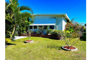 1749 Coco Plum Street NE, Palm Bay, FL 32905 Sold 01/05/24