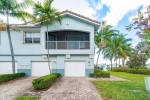 3266 Laurel Ridge Circle, Riviera Beach, FL 33404 Sold 12/20/23