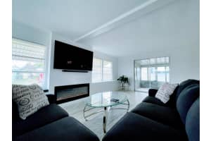 8326 South Street, Boca Raton, FL 33433 Sold 04/03/24