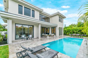 425 NE 14th Street, Boca Raton, FL 33432 Sold 11/01/24