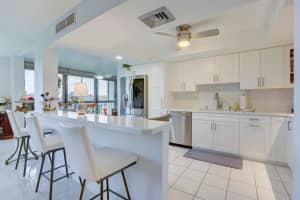 5380 Woodland Lakes Drive 317, Palm Beach Gardens, FL 33418 Sold 01/31/24