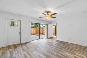 712 Springdale Circle, Palm Springs, FL 33461 Sold 01/08/24
