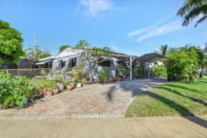 407 Tuskegee Drive, Lake Worth, FL 33462 Sold 06/28/24