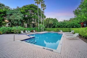 5640 Coach House Circle G, Boca Raton, FL 33486 Sold 05/14/24
