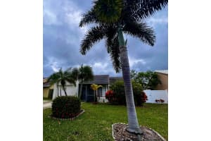 6032 Strawberry Lakes Circle, Lake Worth, FL 33463 Sold 02/26/24