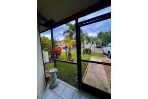 6032 Strawberry Lakes Circle, Lake Worth, FL 33463 Sold 02/26/24