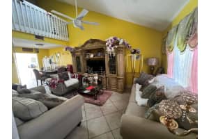 310 SE 2nd Avenue Apt A4, Deerfield Beach, FL 33441 Sold 01/03/24