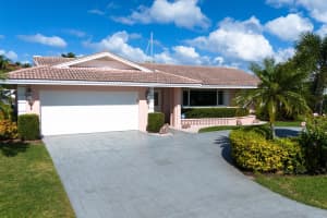 1106 Coral Way, Singer Island, FL 33404 Sold 01/08/24