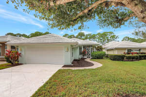 414 SW Fairway Landing(s), Port St Lucie, FL 34986 Sold 12/29/23