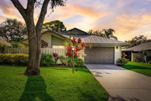 8920 SE Eaglewood Way, Hobe Sound, FL 33455 Sold 03/20/24