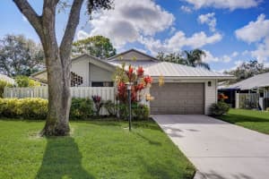 8920 SE Eaglewood Way, Hobe Sound, FL 33455 Sold 03/20/24