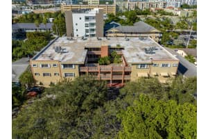 1943 Monroe Street 110d, Hollywood