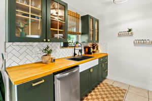 1207 Sioux Street, Jupiter, FL 33458 Sold 01/11/24