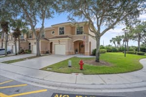 395 River Bluff Lane, Royal Palm Beach, FL 33411 Sold 12/29/23