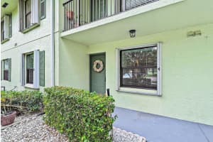 301 Sabal Ridge Circle C, Palm Beach Gardens, FL 33418 Sold 02/20/24