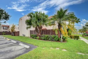 6351 Seven Springs Boulevard B, Greenacres, FL 33463 Sold 12/08/23