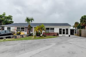 68 N El Mar Drive, Jensen Beach, FL 34957 Sold 01/25/24