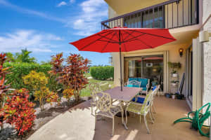 372 Golfview Road 103, North Palm Beach, FL 33408 Sold 04/16/24