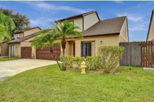 104 Beaumont Lane, Palm Beach Gardens, FL 33410 Sold 09/09/24