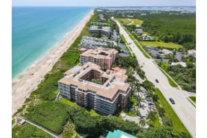 1555 NE Ocean Boulevard 308, Stuart, FL 34996 Sold 04/15/24