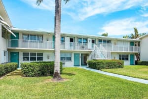 580 W Horizons W 108, Boynton Beach, FL 33435 Sold 02/29/24
