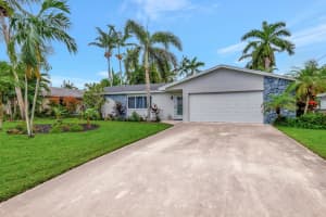 6885 Tradewind Way, Lake Worth, FL 33462 Sold 01/11/24