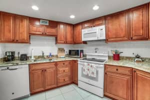 312 Southwind Drive 105, North Palm Beach, FL 33408 Sold 06/03/24