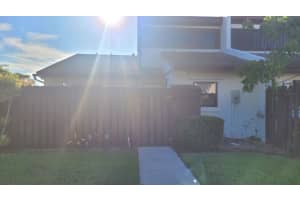 1827 Abbey Road, West Palm Beach, FL 33415 Sold 03/28/24