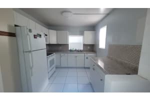 1827 Abbey Road, West Palm Beach, FL 33415 Sold 03/28/24