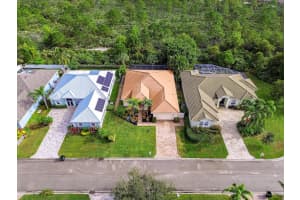 437 NW Sunflower Place, Jensen Beach, FL 34957 Sold 01/08/24