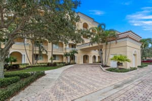 6 Harbour Isle Drive E 201, Fort Pierce, FL 34949 Sold 02/29/24