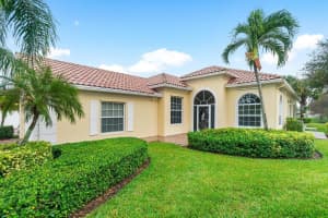 8304 Pine Cay Road, Wellington, FL 33414 Sold 01/03/24