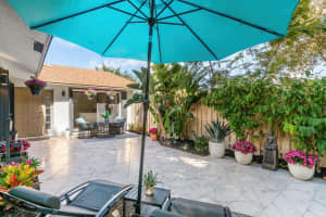 952 NW 29th Avenue D, Delray Beach, FL 33445 Sold 04/18/24