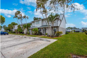 3401 Poolside Drive, Greenacres, FL 33463 Sold 12/28/23