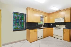 2706 SW 6th Street, Boynton Beach, FL 33435 Sold 02/06/24