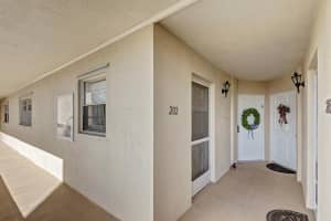 501 Lake Shore Drive 202, Lake Park, FL 33403 Sold 03/25/24