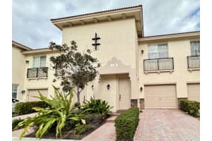 123 S Longport Circle F, Delray Beach, FL 33444 Sold 03/20/24