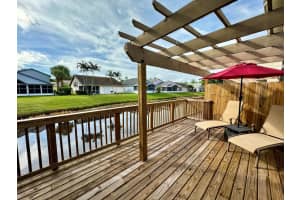 101 Landings Boulevard, Greenacres, FL 33413 Sold 03/29/24