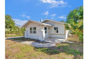 1404 Florida Avenue, West Palm Beach, FL 33401 Sold 12/21/23