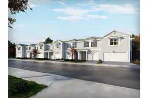 5731 SE Edgewater Circle E, Stuart, FL 34997 Sold 05/22/24