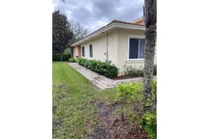 2581 Stockbridge Square SW, Vero Beach, FL 32962 Sold 02/15/24