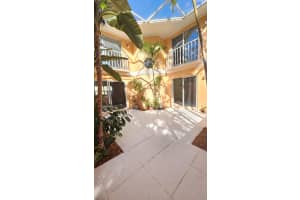 105 SE Beech Tree Lane, Stuart, FL 34994 Sold 04/05/24