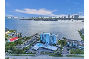 3040 Lake Shore Drive 605, Riviera Beach, FL 33404 Sold 05/06/24