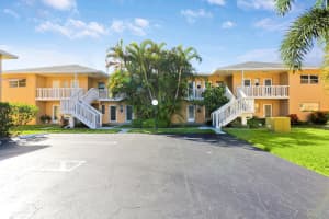 2111 NE 1st Court 104, Boynton Beach, FL 33435 Sold 03/15/24