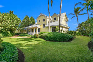 107 N Beach Road, Hobe Sound, FL 33455 Sold 01/22/24