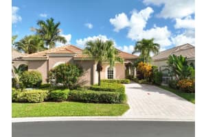 10806 Greenbriar Villa Drive, Lake Worth, FL 33449 Sold 02/27/24